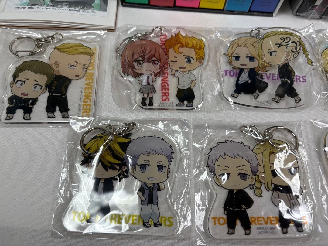 【新品未開封品】東京リベンジャーズDVD 第１期・２期　購入者特典付き&おまけ付