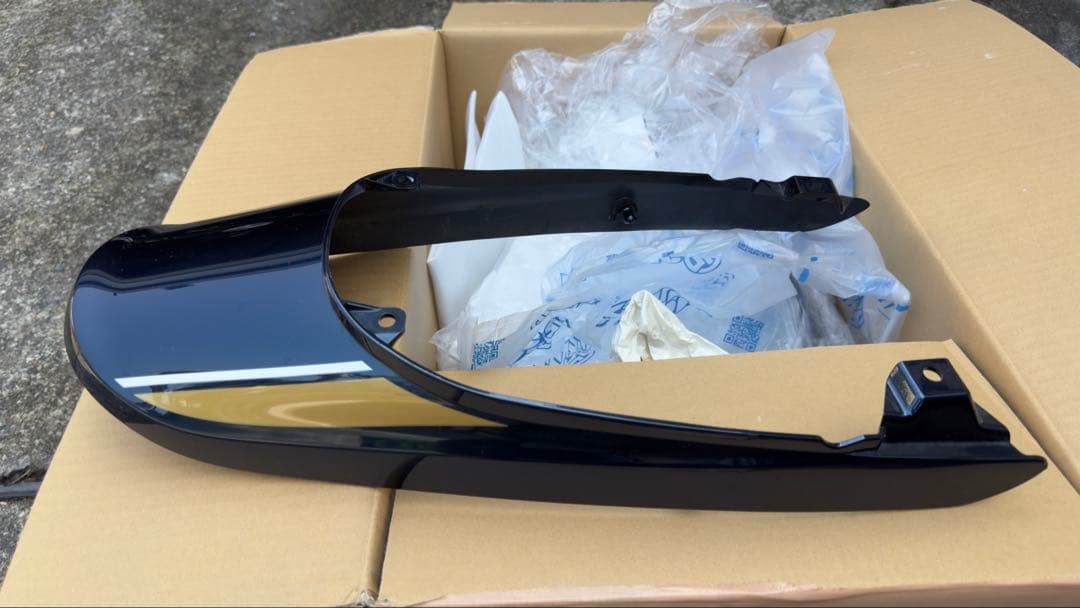 Z900RS テールカウル、サイドカバー、フロントフェンダー