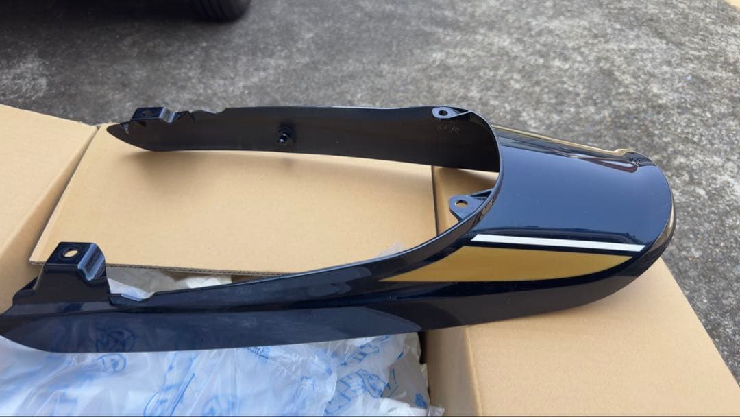 Z900RS テールカウル、サイドカバー、フロントフェンダー