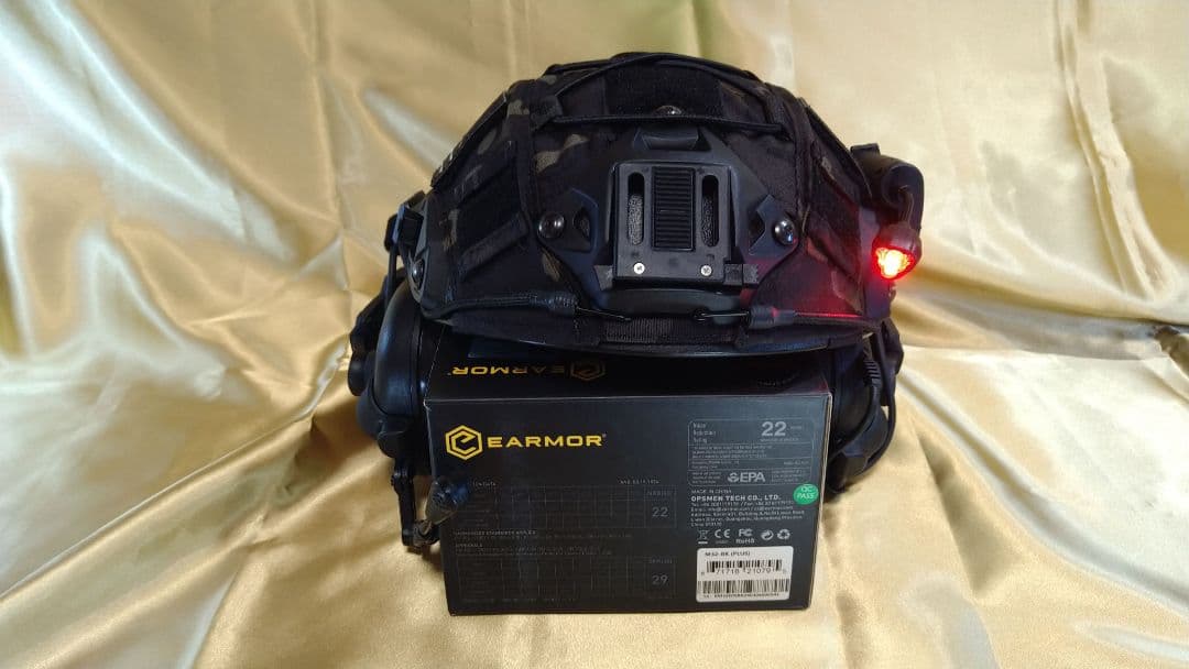 即使用可能EARMOR.M32PLUS他サバゲーブラック仕様ヘルメット★未使用品