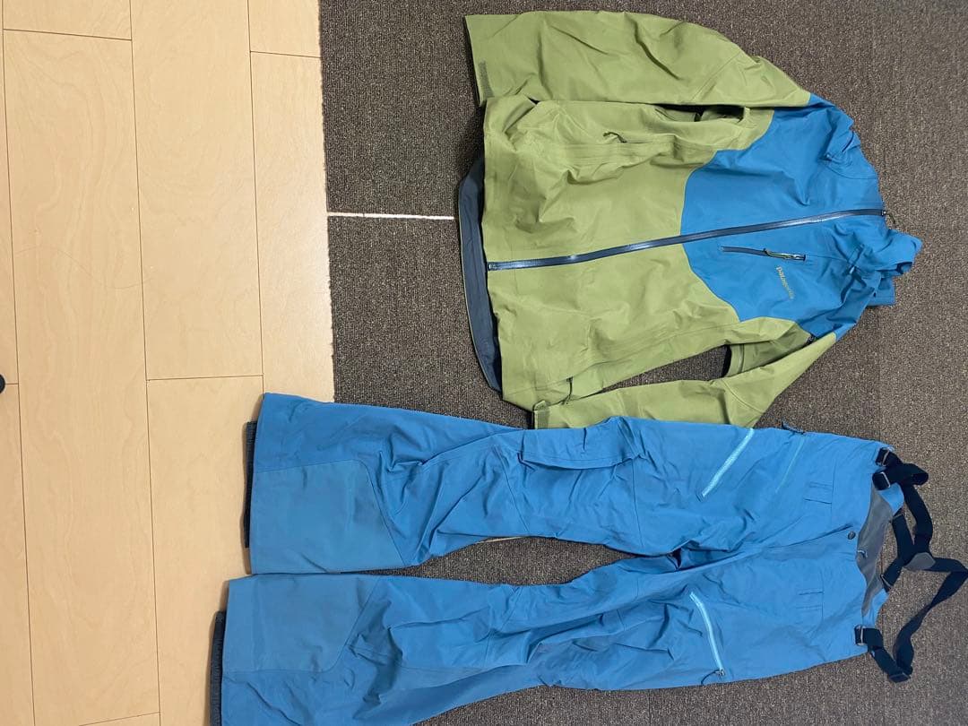 パタゴニア　スノーウェア上下セット