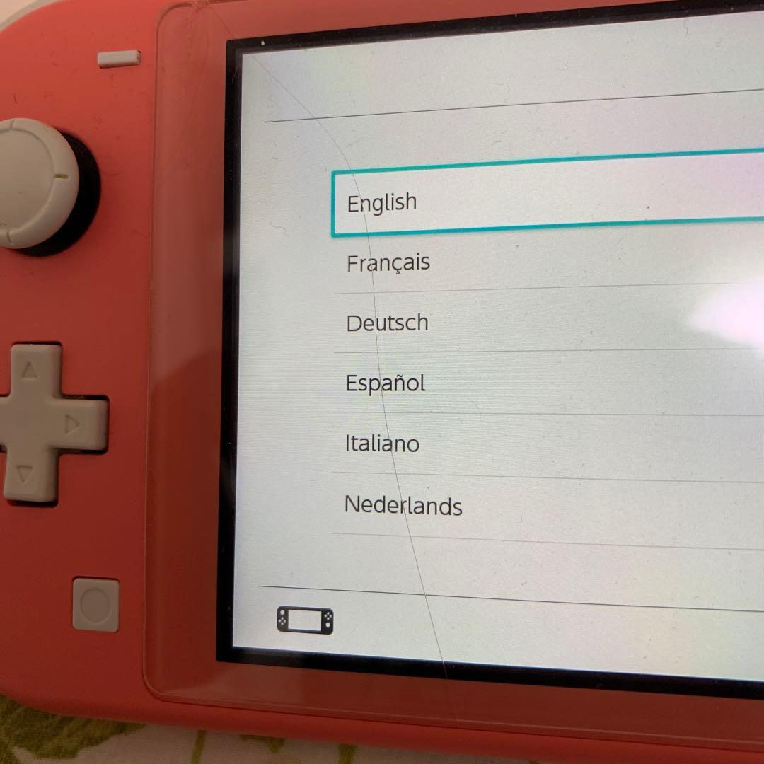 Nintendo Switch Lite ピンク　画面ヒビあり