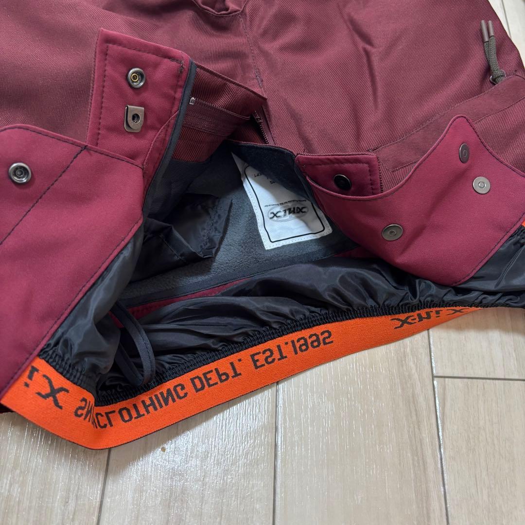 レディース　スノーボードウェア　上下　ワンスリー　エクスニクス　S