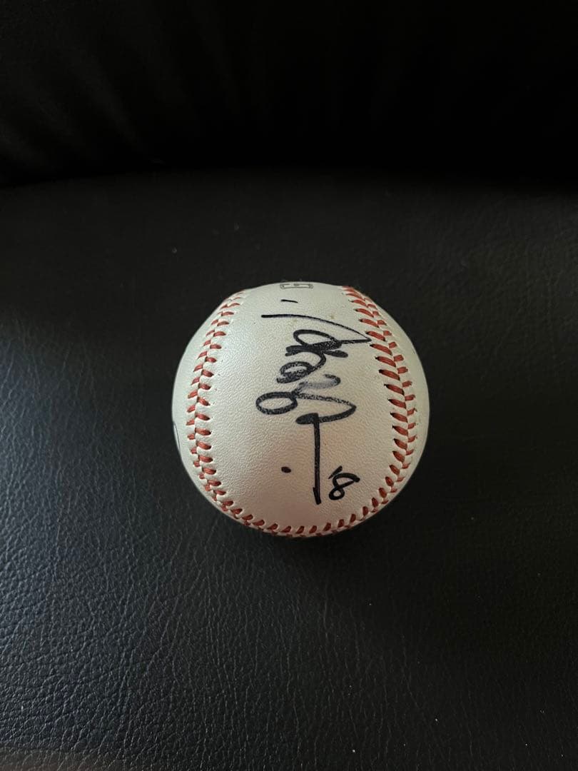 巨人寄せ書き直筆サインボール（長嶋、王、張本、高田）