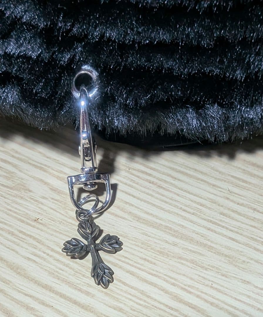 bodysong チャーム付き　ファーハット　黒