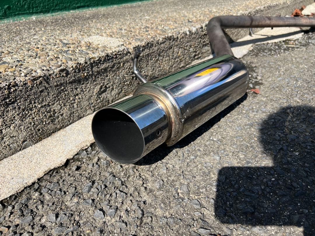 くにひこまる ジムニー　JA22 社外マフラー　砲弾マフラー