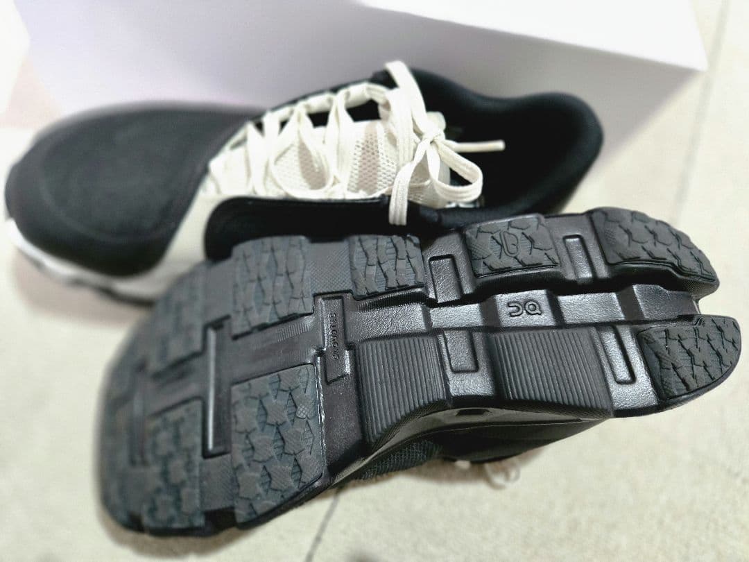 On Cloudmonster Hyper Paf /サイズ8