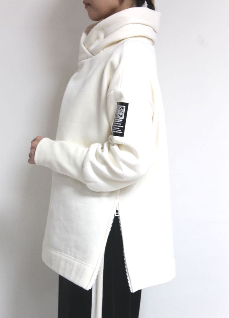 パシオーネ（PASSIONE）裏起毛プルオーバーフーディ　ブラック