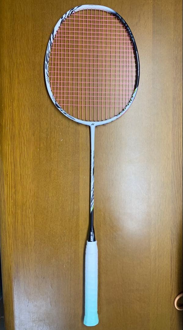 超美品YONEX ASTROX 99PRO 4UG5