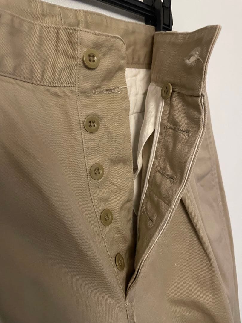 SCYE BASICS M52 フレンチアーミー 2タック チノ トラウザーズ