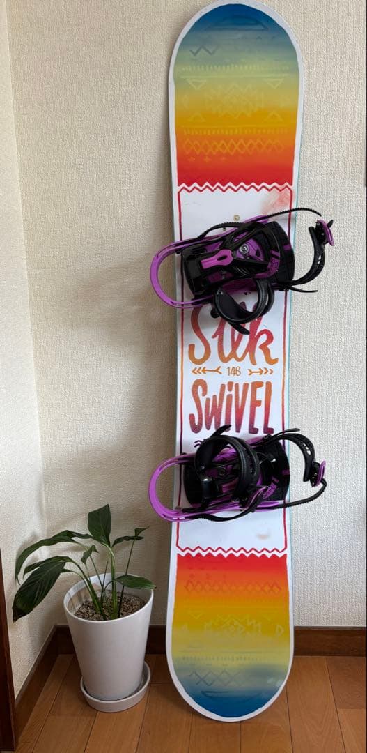 SWIVEL SILK 146センチ　レディース スノーボード ビンディング付き
