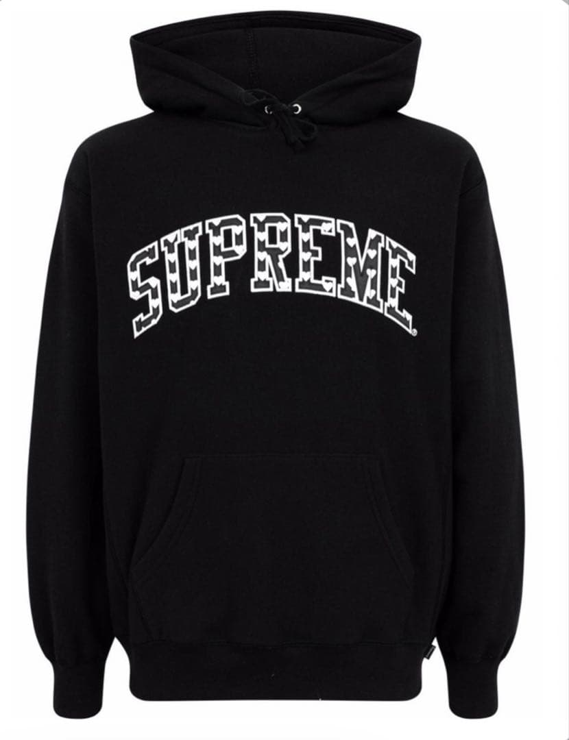 【Supreme】 ハート柄ロゴパーカー