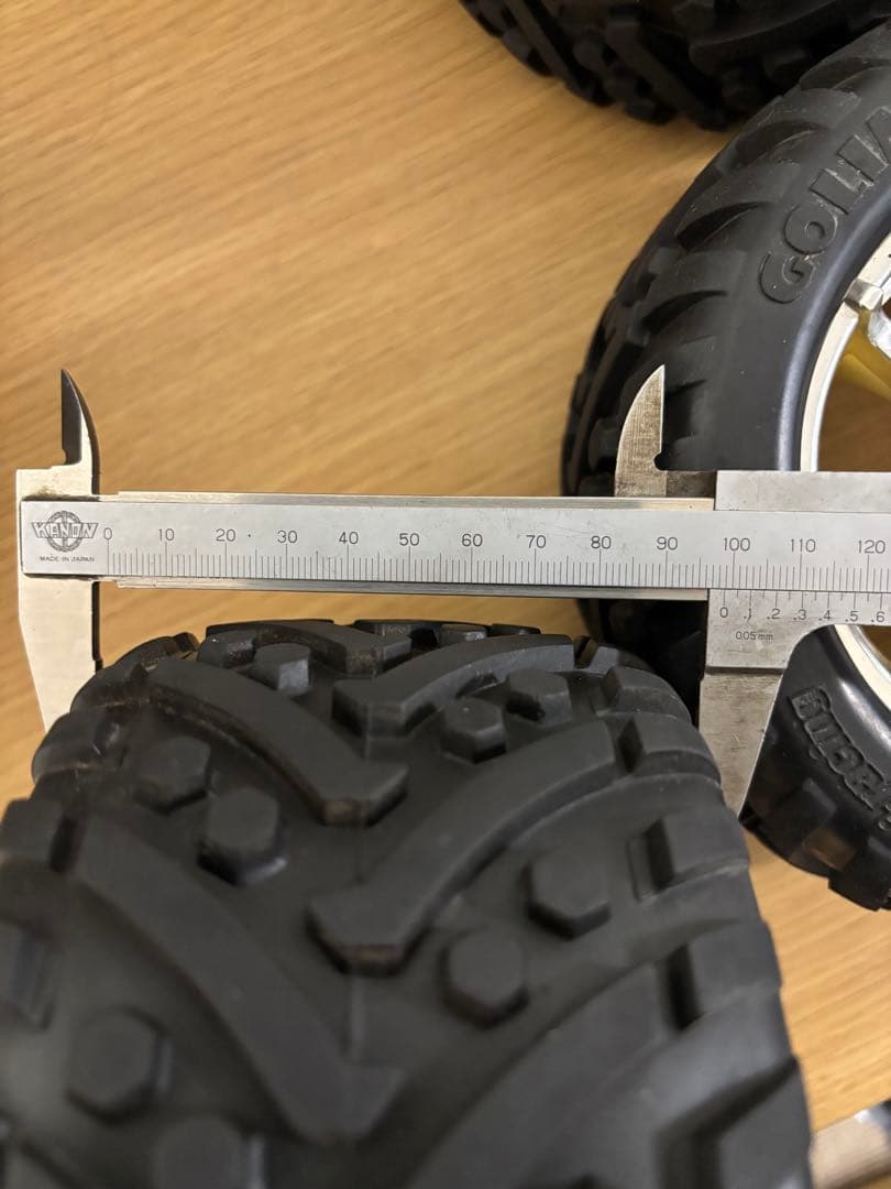 hpi サベージ用タイヤホイールGOLIATH