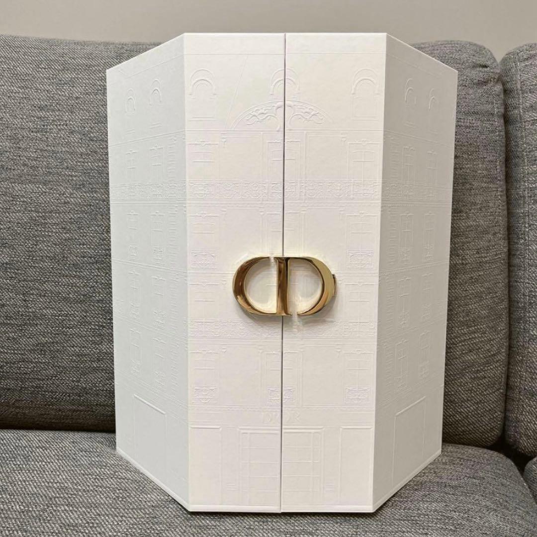 ディオール アドベントカレンダー　2024