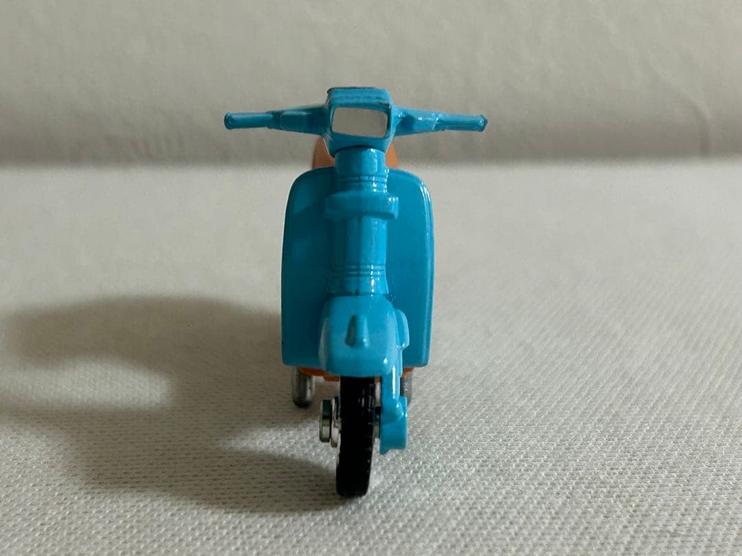 トミカ 日本製 スーパーギフト 黒箱 49 スズキ ジェンマ50