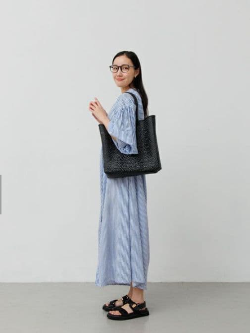 メルカドバッグ　ロングハンドル　黒　レトラ