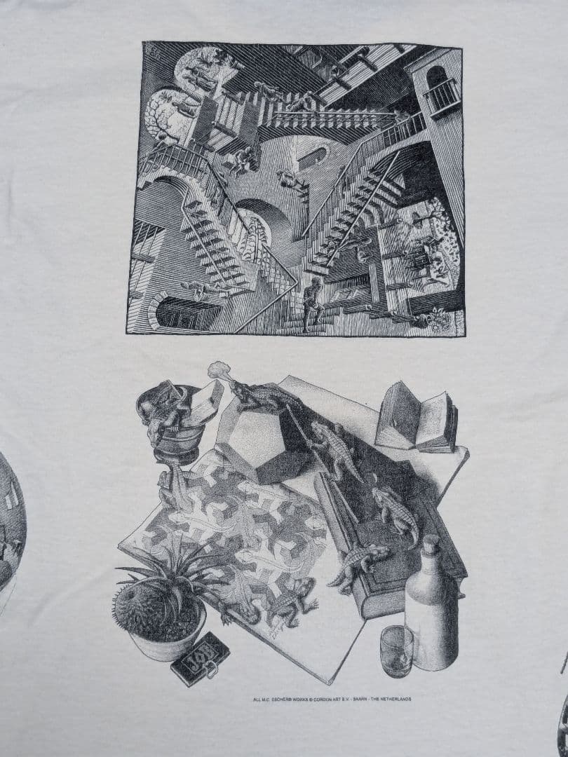 M.C.エッシャー プリント Tシャツ