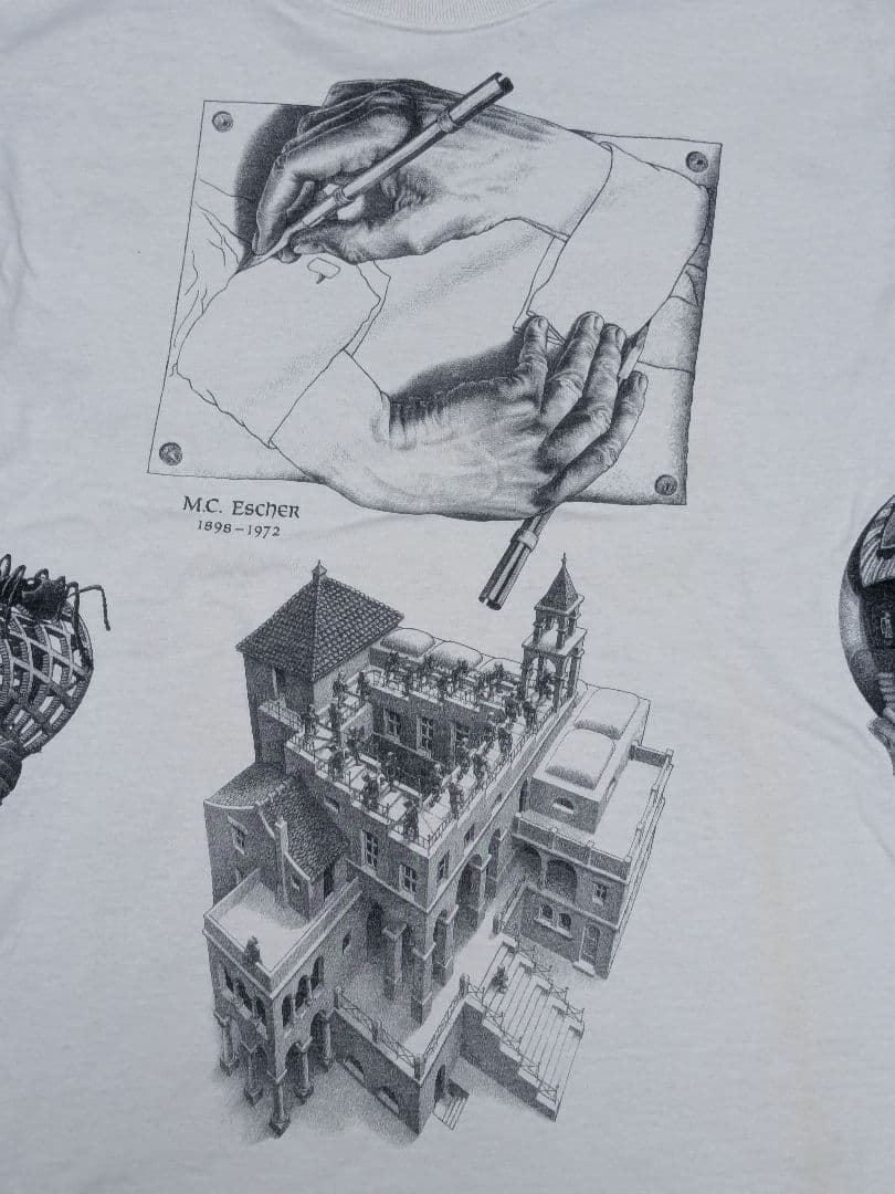 M.C.エッシャー プリント Tシャツ