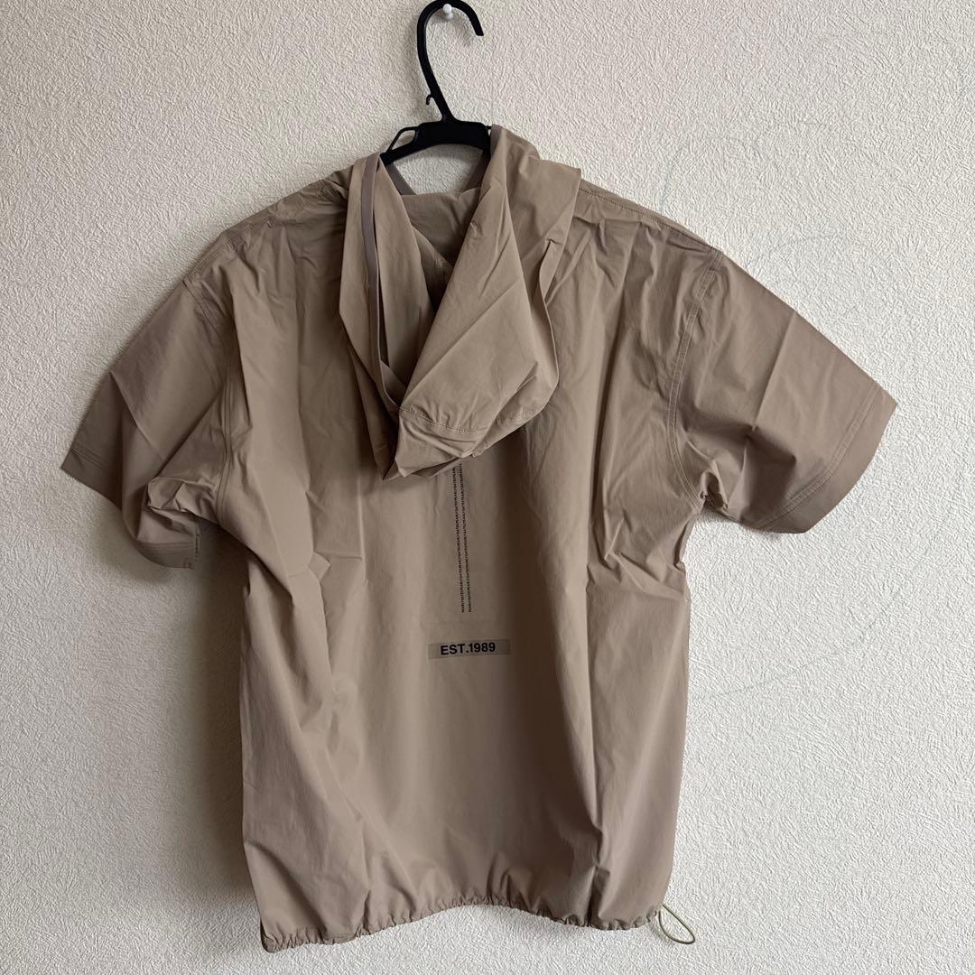 パーリーゲーツ　ベージュ 半袖パーカー