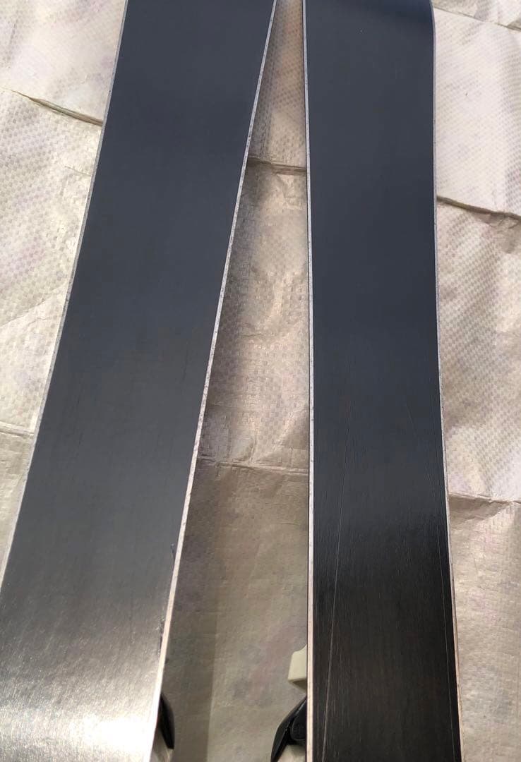 Rossignol Scimitar 140cm スキー板 バインディング付き