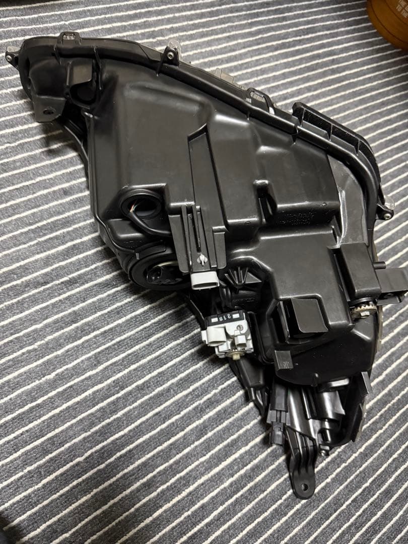 アクア NHP10 ヘッドライト クリアレンズ インナーブラック 調整機構付き