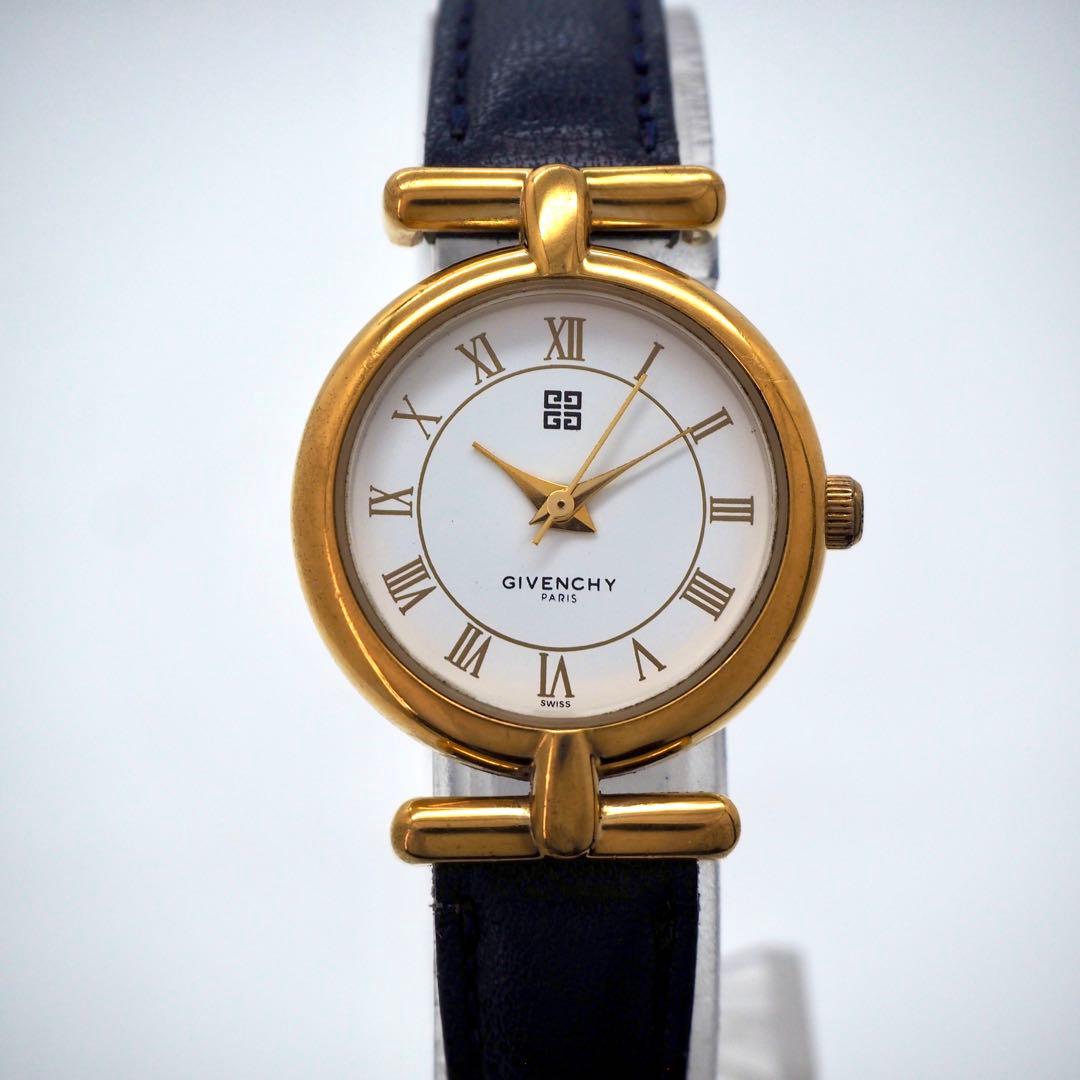114 GIVENCHY レディース 時計 ホワイト ネイビー ゴールド　希少