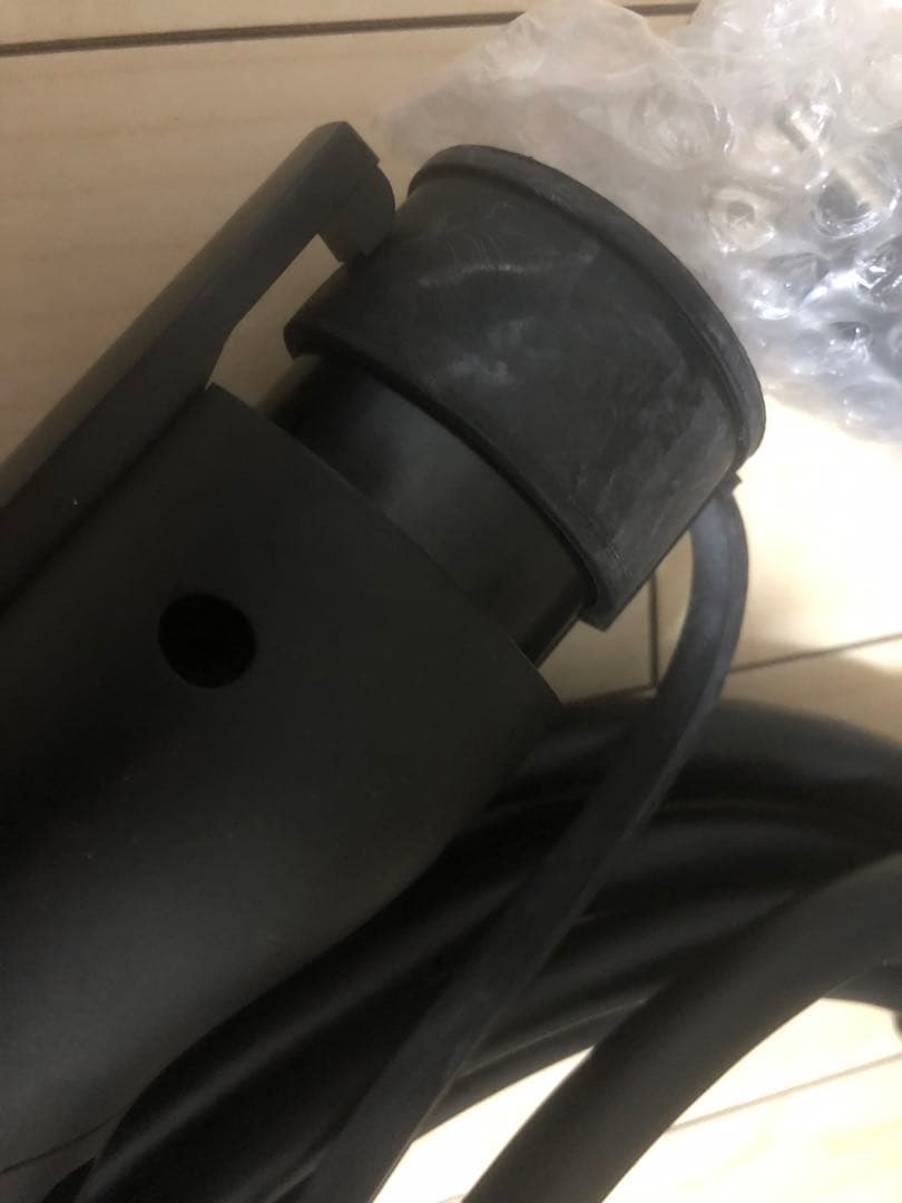 新品未使用　ボルボ純正200V充電ケーブル