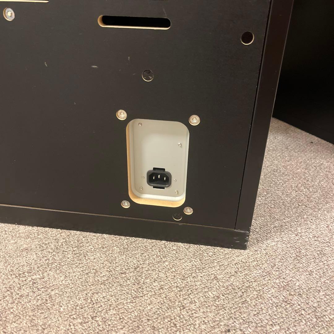 バーサスリヴァイズ　本機　引取限定