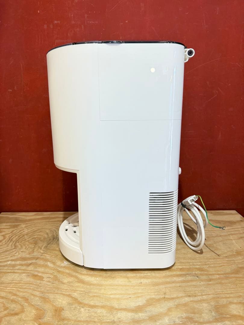 every frecious mini BSH-311 卓上ウォーターサーバー