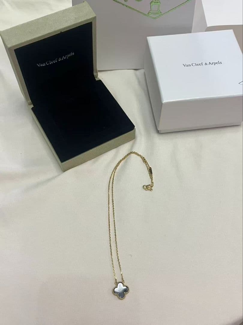 Van Cleef & Arpelsネックレス