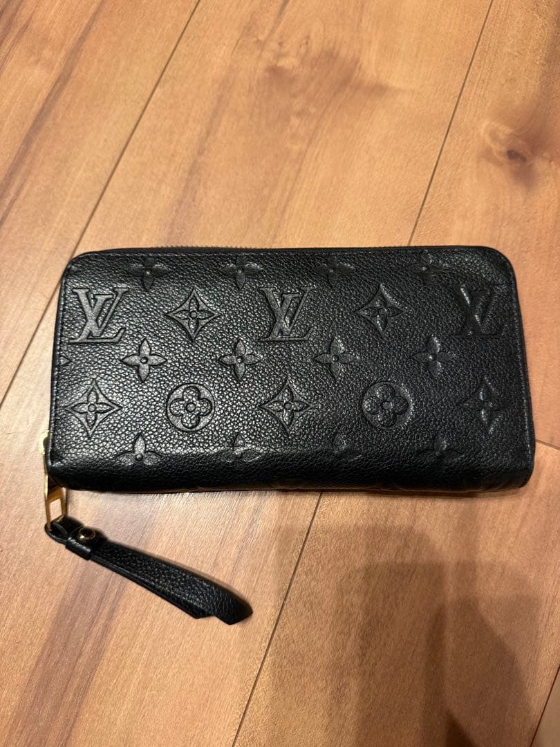 LOUIS VUITTON 長財布 ブラック ジッピーウォレット
