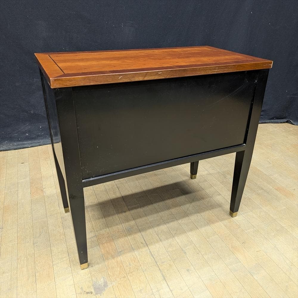 イーセンアーレン　3段　　サイドチェスト　リビングチェスト　サイドテーブル