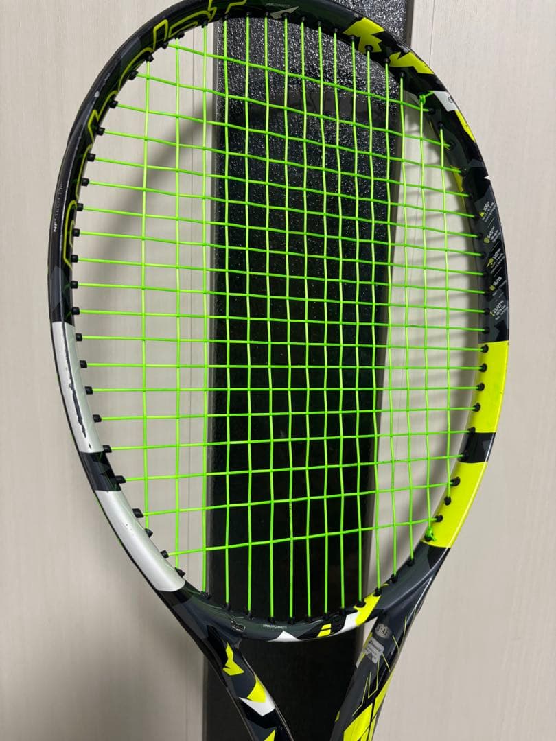 Babolat ピュアアエロ100 G2