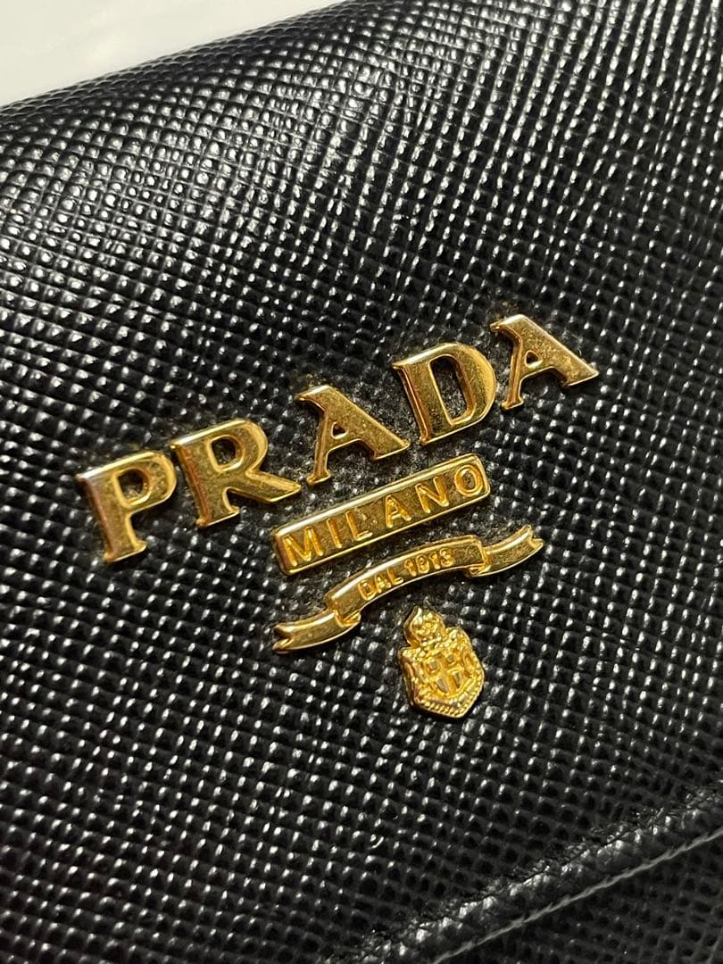 【良品】PRADAプラダ　キーケース　匿名配送❤︎