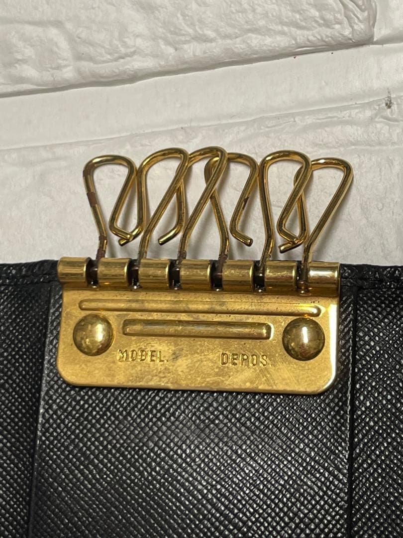 【良品】PRADAプラダ　キーケース　匿名配送❤︎