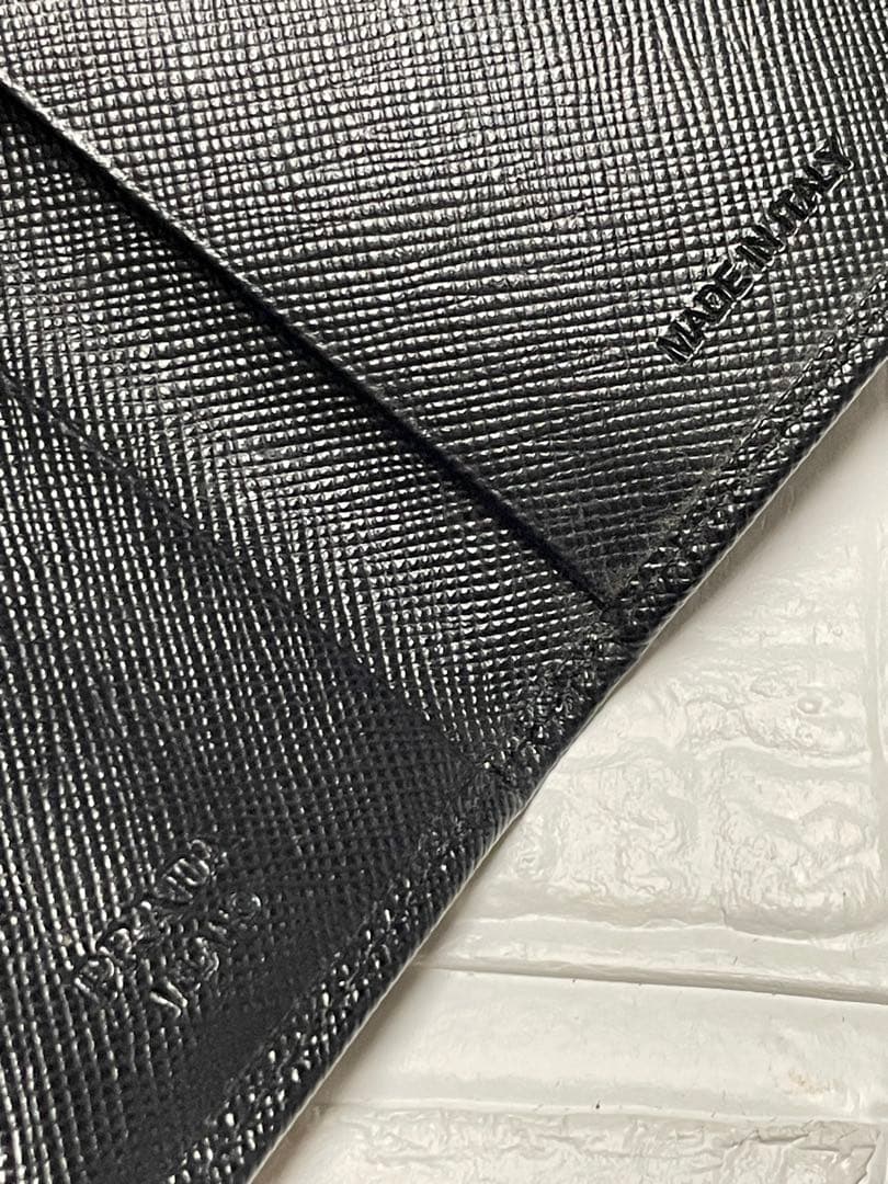 【良品】PRADAプラダ　キーケース　匿名配送❤︎