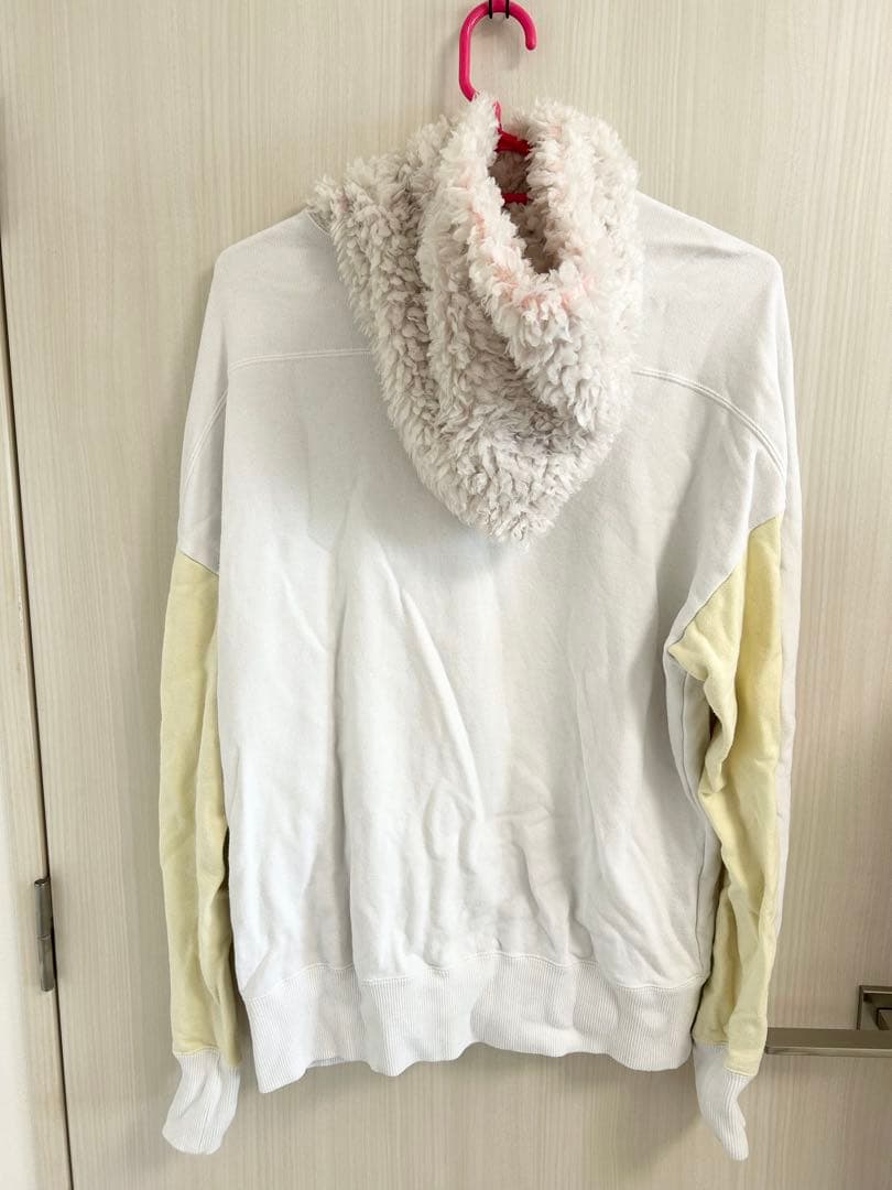 ツモリチサト パーカー 長袖 ふわふわフード 2023秋冬物