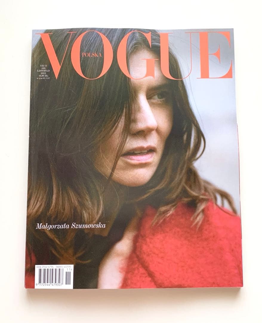 女性情報誌 Vogue Poland November 2023 Cover 1