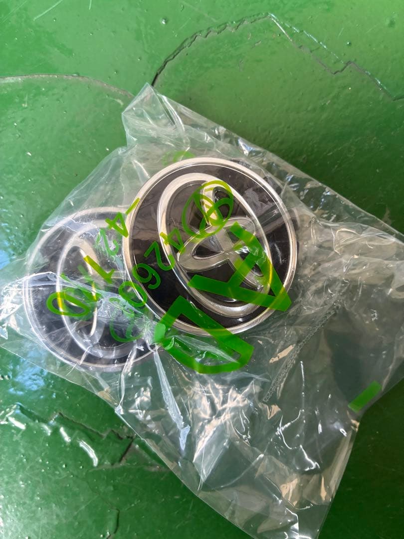 新車外し　ヴォクシー90系　純正16インチ ホイール 4本セットダークグレー