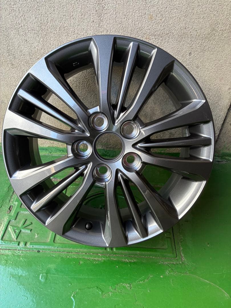 新車外し　ヴォクシー90系　純正16インチ ホイール 4本セットダークグレー