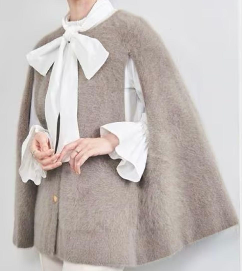 【新品タグ付き】ユナイテッドアローズ　フォックス カシミヤ ケープ