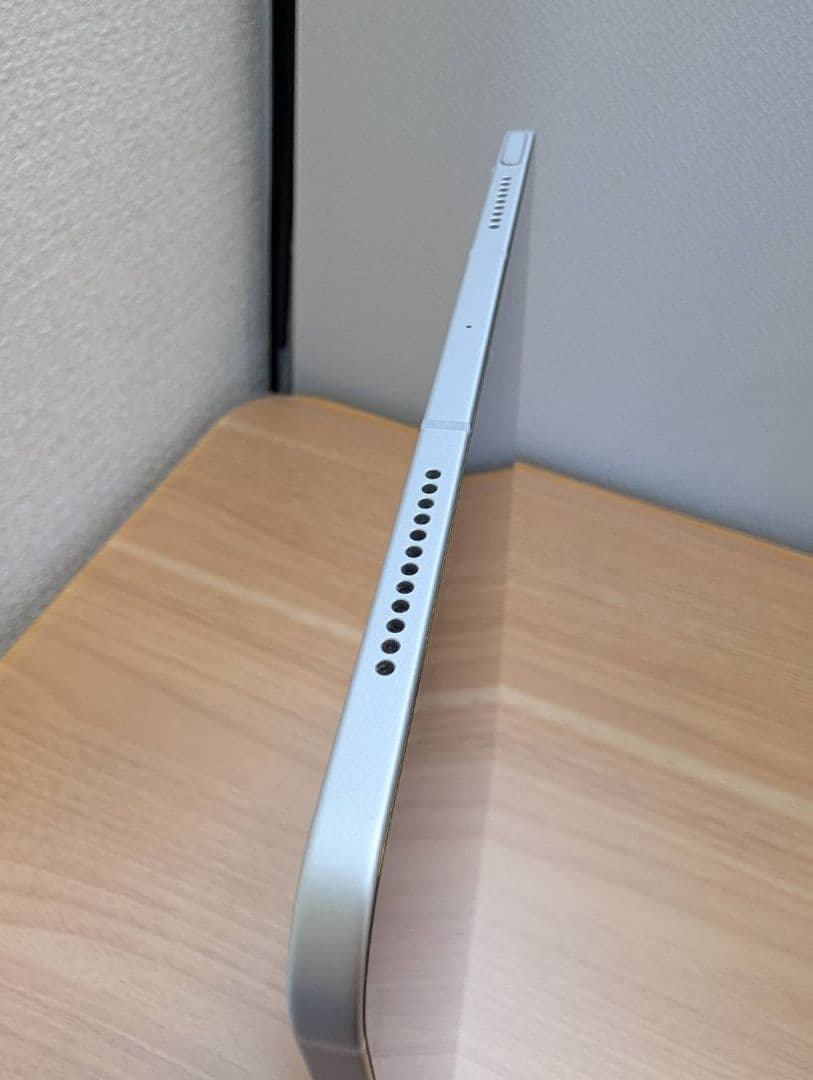 【ほぼ未使用】バッテリー100% iPad Air 第4世代10.9 64GB