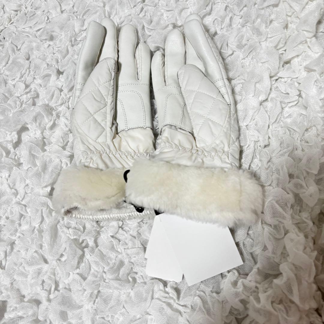 UGG ホワイト キルティング手袋