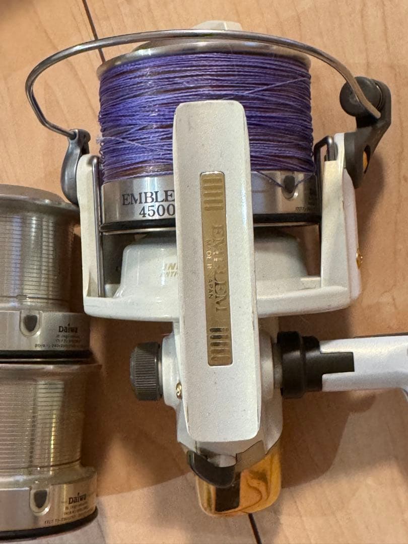 DAIWA EMBLEM-Z 4500 スピニングリール 2スプール付き