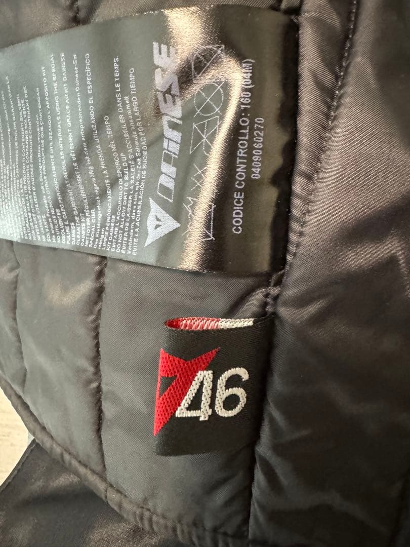 ダイネーゼ　ジャケット　46 Dainese