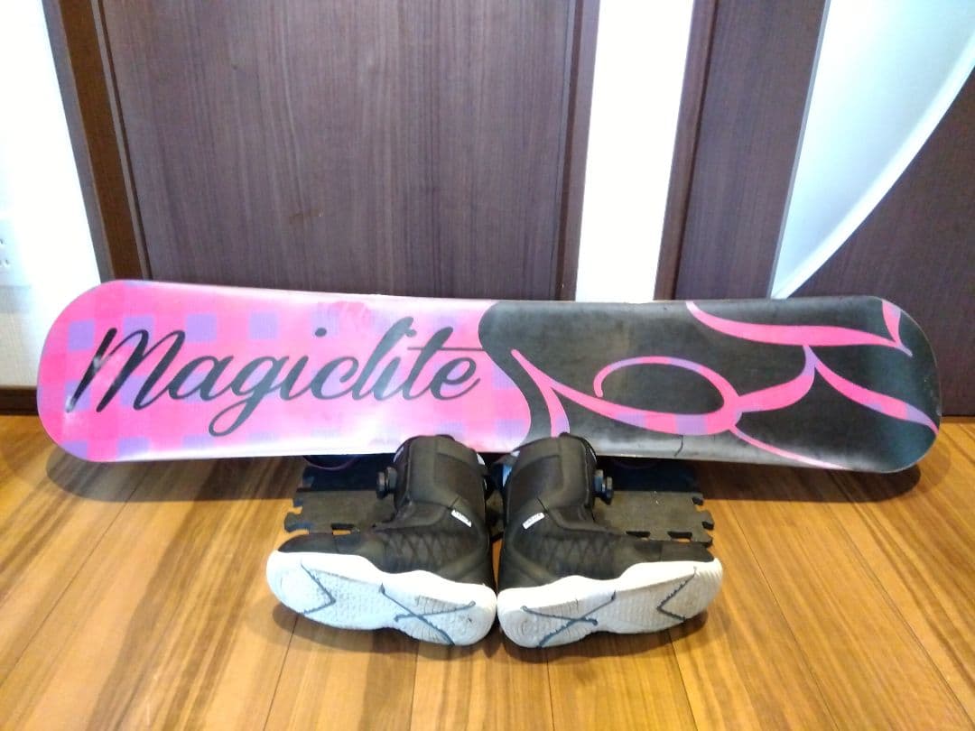 【送料無料】K2 MAGIC LITE 143 レディース スノーボードセット