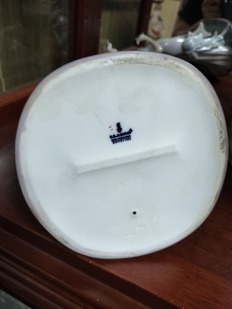 【専用です！】【欠けあり】リヤドロ　大型　 陶器人形　貴婦人　No.5377