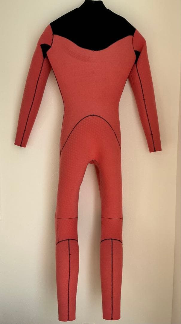 【新品、未使用】TAVARUA 5×3セミドライスーツ