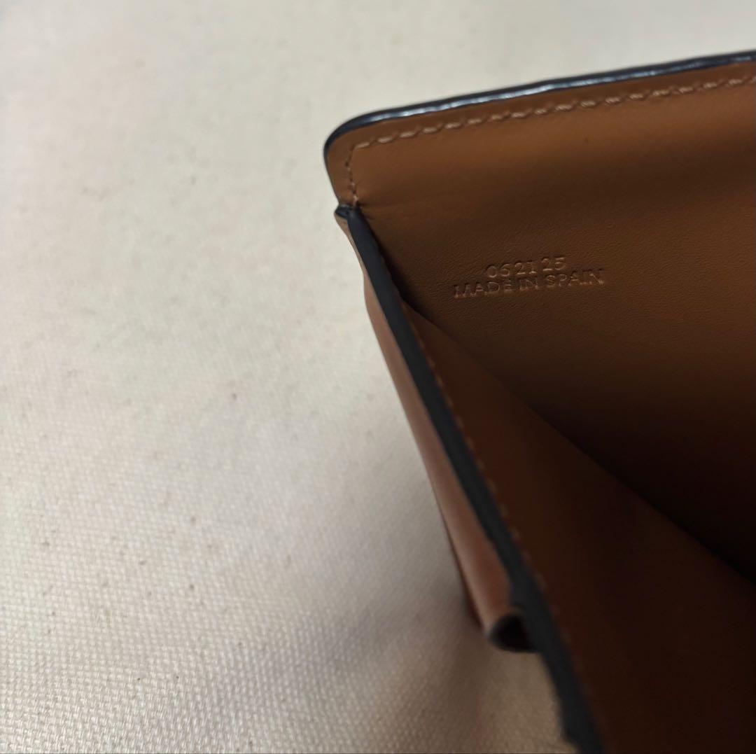 LOEWE コンパクトジップ ウォレット　エンボスシルクカーフ　リピート