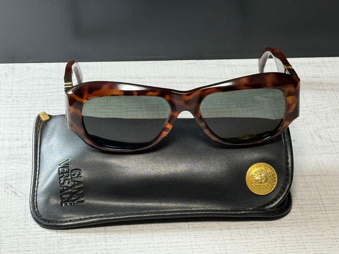 ●●GIANNI VERSACE ヴェルサーチ T75 べっ甲柄 サングラス
